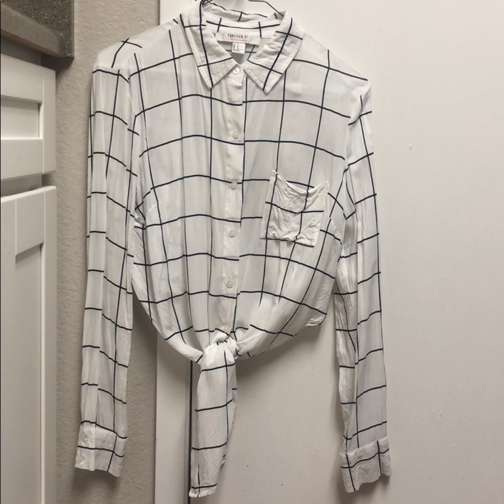 Boxed Front tie crop top